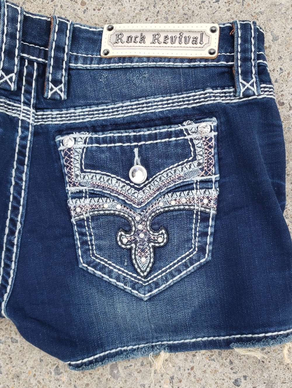 Rock Revival Jean Short Shorts Celinda Size 30 NWT